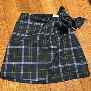 Aritzia Wilfred plaid skirt